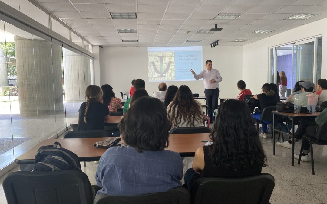 PRESENTACIÓN DEL NUEVO PENSUM A LOS PSICOUCABISTAS